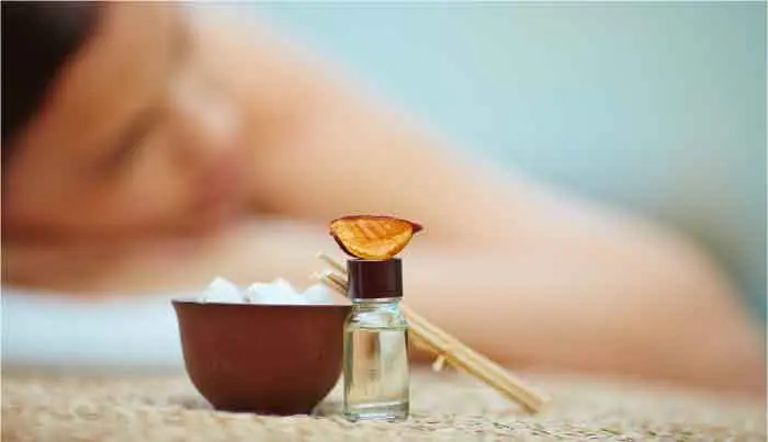 Thai Spa Aromatherapy demonstration at Thai Herb Massage